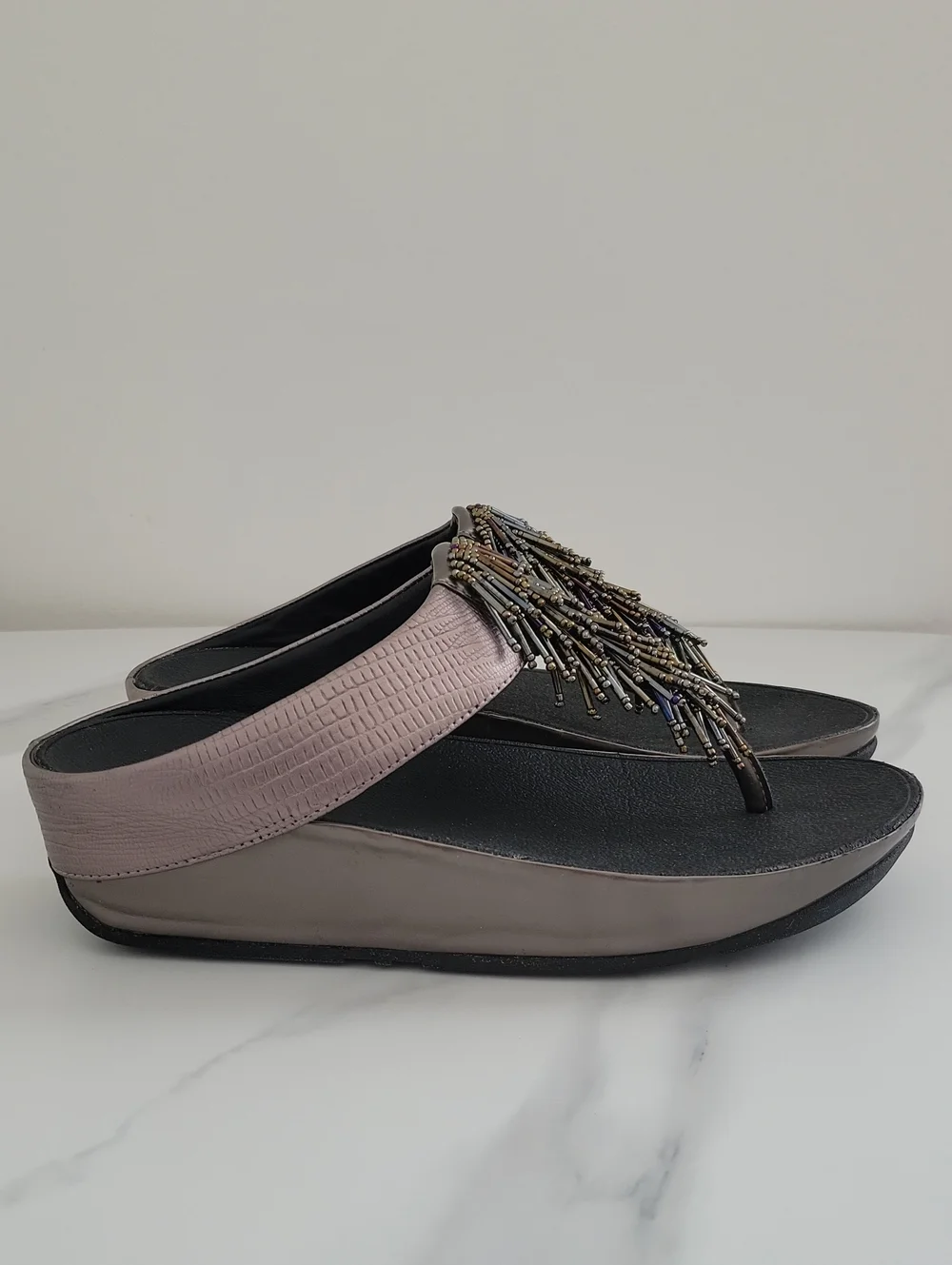 Fitflop Metallic Rose Gold Straps With Beaded Fringe Sandals - Picture 4 of 13